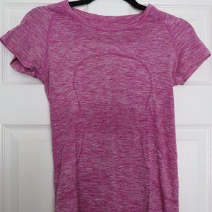 Pink - Lulu lemon T-Shirt